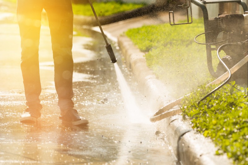 High Pressure Washing Safety - Clear the Area